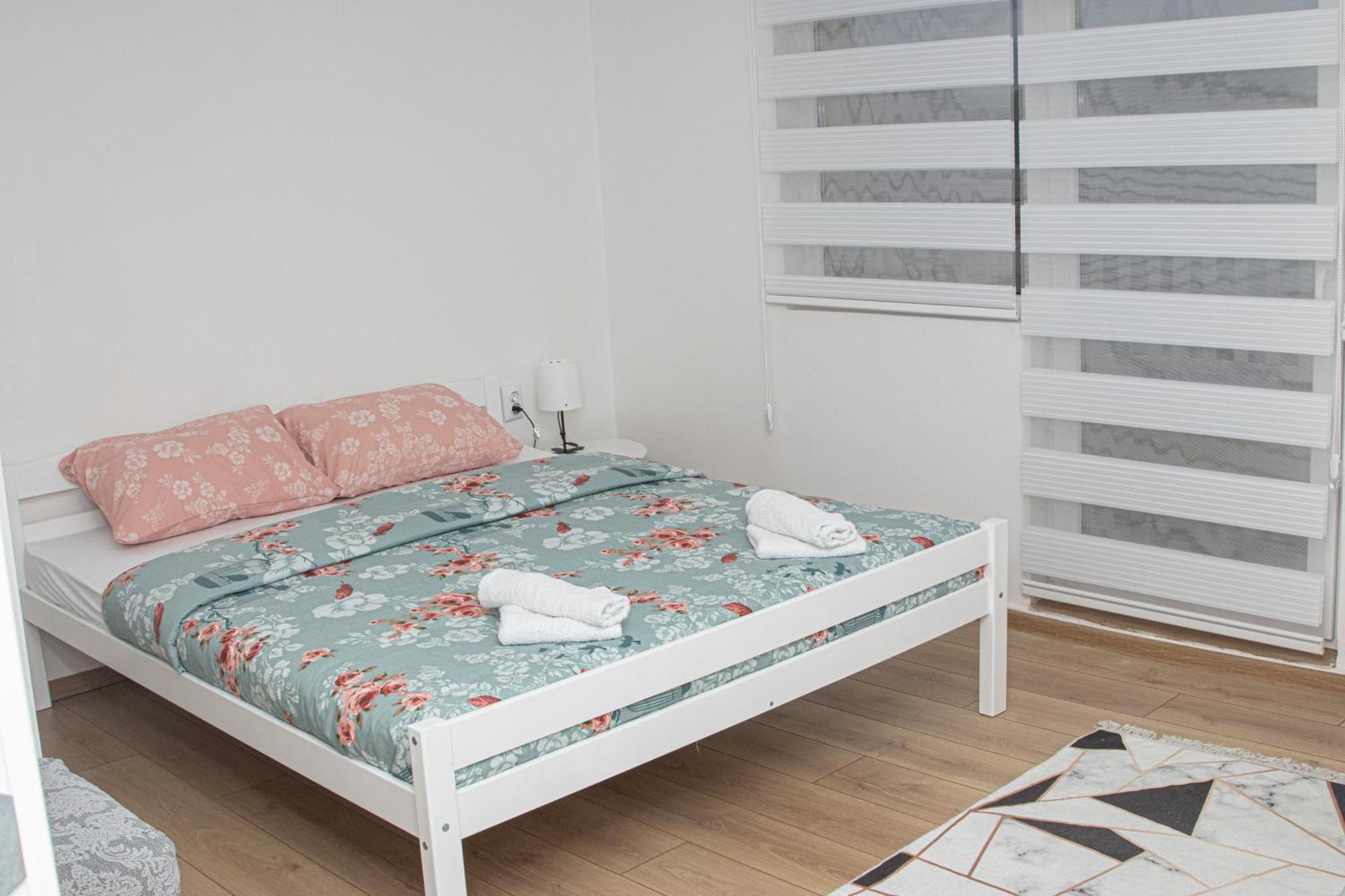 Apartment Forever Тузла Экстерьер фото